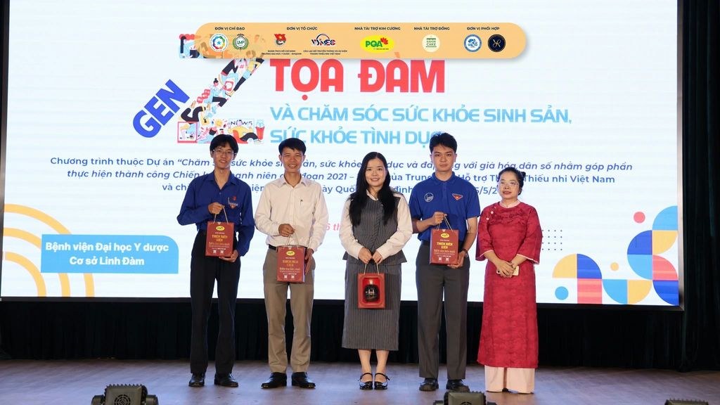 SAVOR CAKE ĐỒNG HÀNH CÙNG TỌA ĐÀM “GEN Z VÀ SỨC KHỎE SINH SẢN, SỨC KHỎE TÌNH DỤC HIỆN NAY”