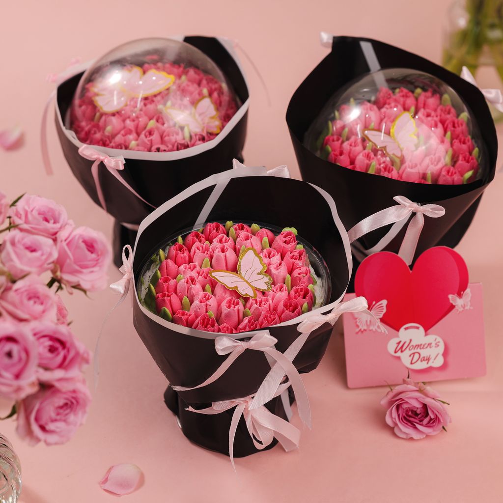 Bó hoa tulip giấy đen