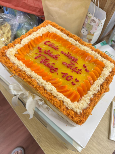 bong-lan-trung-muoi-chu-nhat-khong-cat-mieng_image_2026-10-15_1851456_001