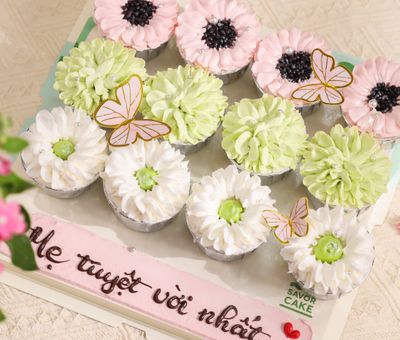 SCake set-cupcake-flora-garden-1