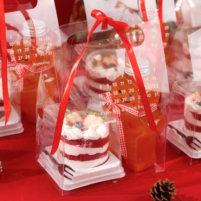 SCake set-qua-banh-red-velvet-sua-chua-dau-viet-quat-va-tra-dao-que-3